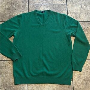 J.Crew Men’s Green Cashmere V-Neck Sweater